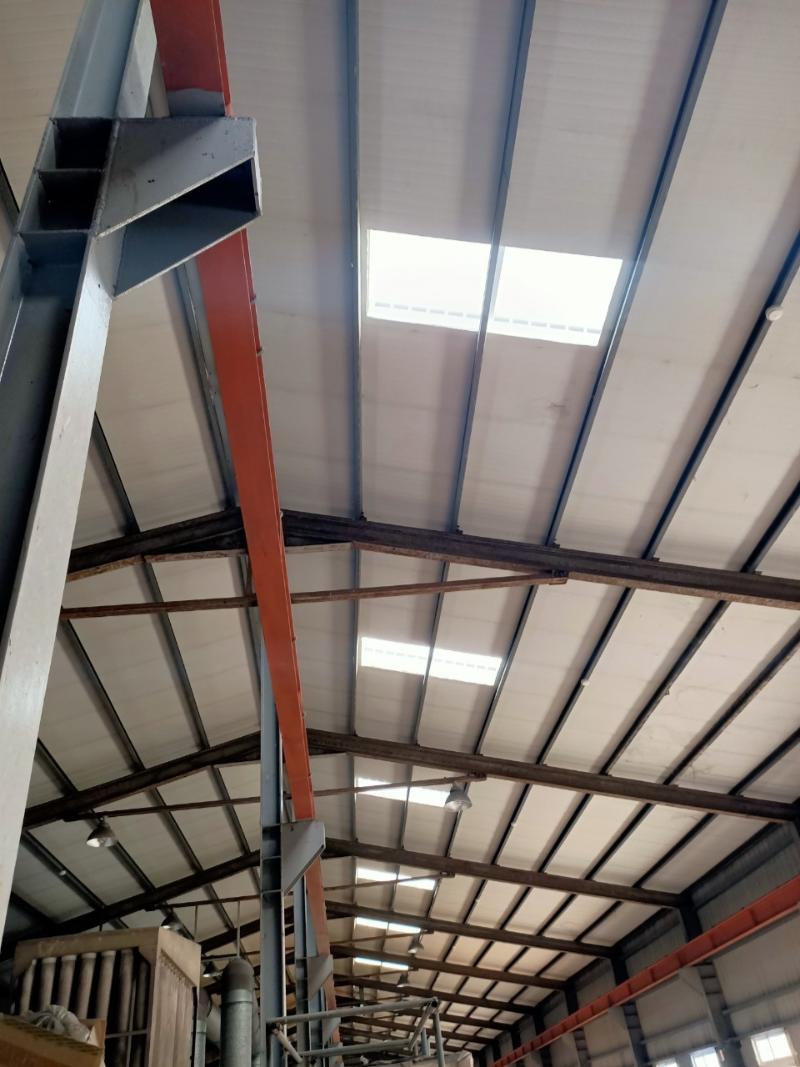 tìm hiểu chống thấm giếng trời mái tôn
