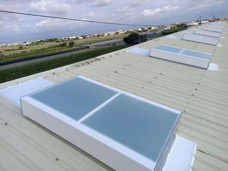 giếng trời mái tôn là gì